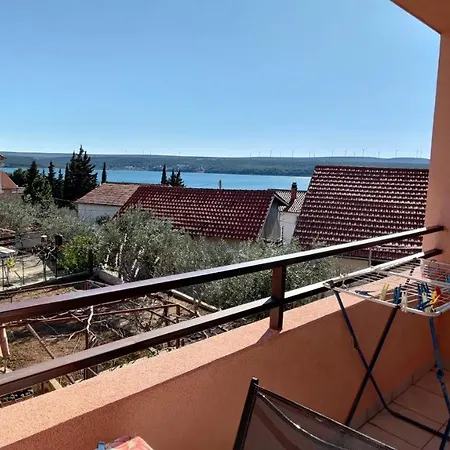 Ika Apartment